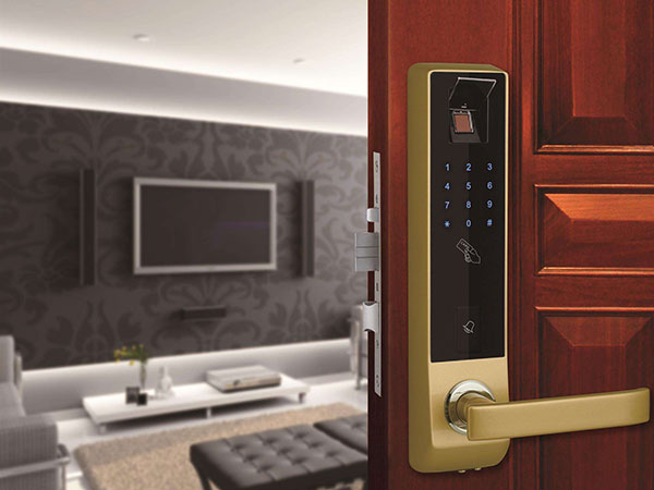 廣州蘋果官網售后電話(蘋果手機進水了屏幕失靈)